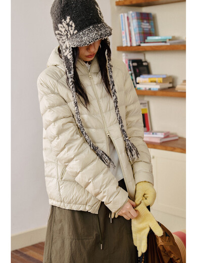 OCTOPUSME Lightweight Warm Rib Down Jacket Women's 2025 New Simple Short Jacket Black M