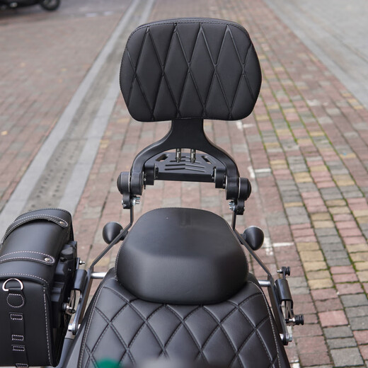 Gongma is suitable for QJ Qianjiang flash 600V2 guard bar original parts side bag rear backrest tail bag anti-scald cover non-destructive installation mobile phone holder (U-shaped handlebar model)
