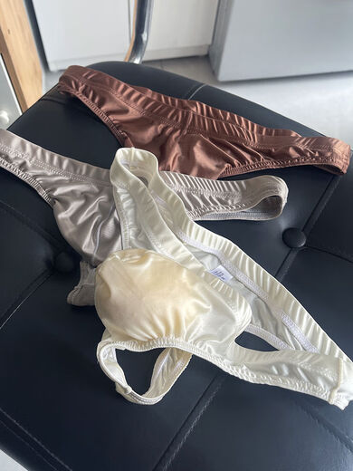 3-pack of blingbling sexy men's thong ice silk T-pants youth low-waist briefs briefs try a single pair of beige M recommended 90-110 Jin Jin equals 0.5 kg