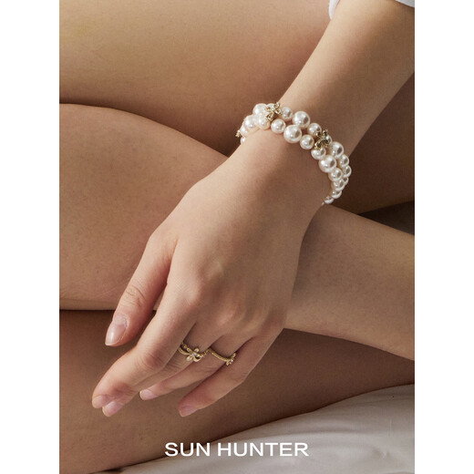 Three horizontal SUN HUNTER lace shimmer double-layer pearl cross bracelet French retro bracelet bracelet Lace cross double-layer bracelet (light titanium)