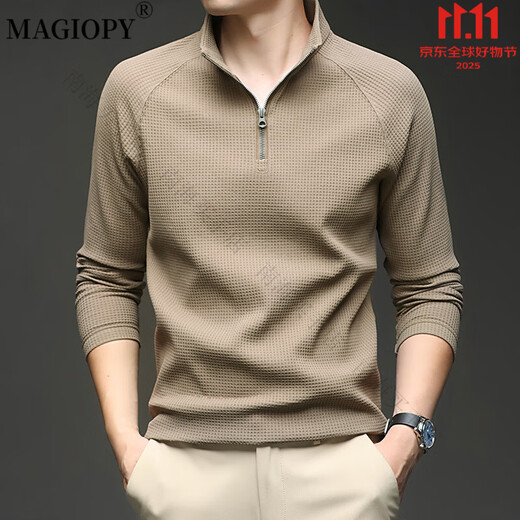 MAGIOPY light luxury high-end brand long-sleeved men's stand-up collar sweatshirt autumn new fashion casual solid color thin section for young and middle-aged people camel brown 3XL 56