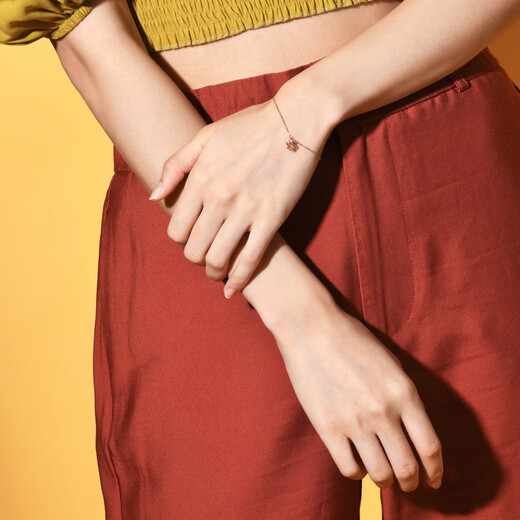 Chow Sang Sang 18K Gold Wing Series Hexagonal Star Color Gold Bracelet Women's Bracelet 91598B17cm