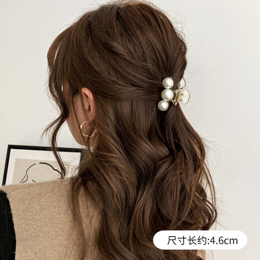 2025 new headwear gift, high-end small pearl clip, exquisite and compact hair clip for the back of the head for women, three-piece set of clips, random style