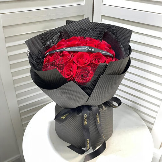Flowers intra-city express red rose bouquet for confession, girlfriend proposal gift bouquet for wife, wedding anniversary flower, love and protection丨33 red rose bouquet