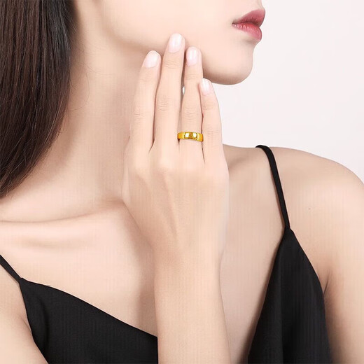 Ningfeng Yangma recommends gold store pure gold 999 pure silver gold-covered smooth ring for men and women, plain ring ring for men and women. Lao Fengxiang gold-covered silver men's smooth ring. Lao Fengxiang 0.9g collection to send certificate + receipt + gift box