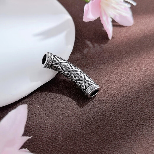 CHINA GOLD Platinum Electric Black Gold Cross Diamond Pattern Elbow Platinum Electric Black Gold Cross Diamond Pattern Elbow About 8.84g