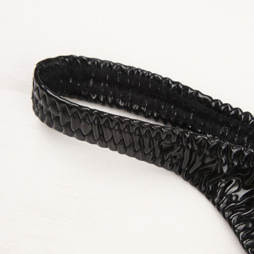 PYONGRAINS men's front hollow underwear sexy bright leather men's thong iron ring mid-low waist T-line underwear black sub-size S