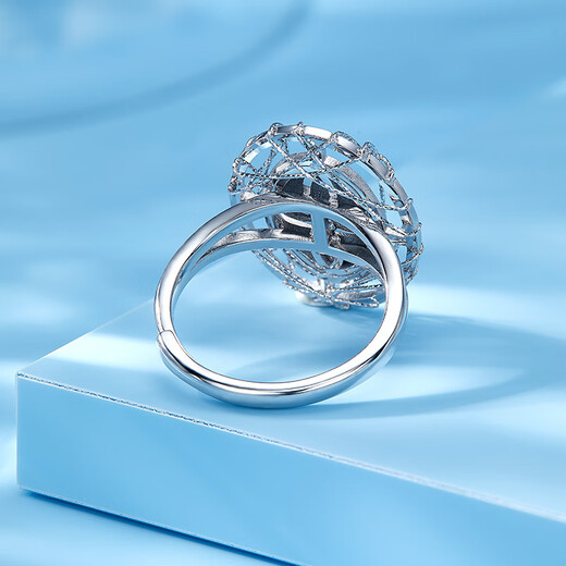 Luxury beads pt950 platinum ring, fashionable, light luxury platinum ring, elegant and high-end, gift jewelry for girlfriend, size 8.39g15