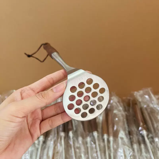Yusenyi walnut mashing stainless steel pressing mud artifact potato masher 316 tool egg non-staple food pounding and rolling mud 316 steel potato press single package 316ml 316 steel potato press single package