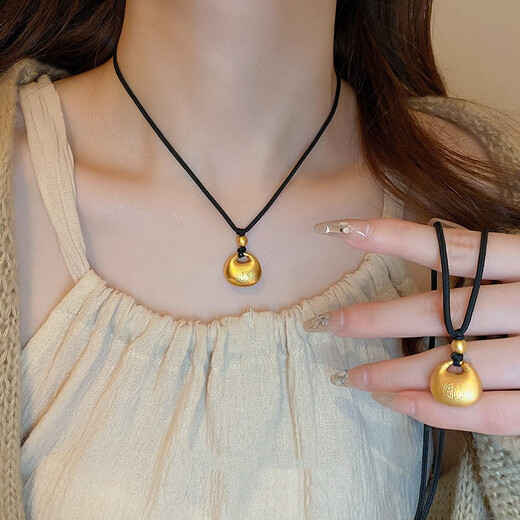 Bo Naling Little Fatty Pendant Necklace for Women New Chinese Fashion Light Luxury Niche Clavicle Chain High-end Necklace for Girlfriend Gift Little Fatty Pendant Necklace Black Rope