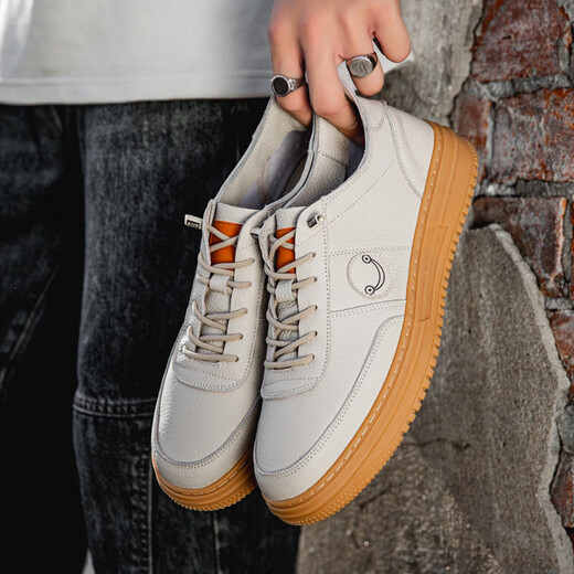 Chaussures pour hommes du printemps et automne Véritable cuir réel vache de vache respirant Tendon de bœuf Sole chaussures Air Force All-Match No. 1 Wheat Color Sports et décontracté 898 blanc 39