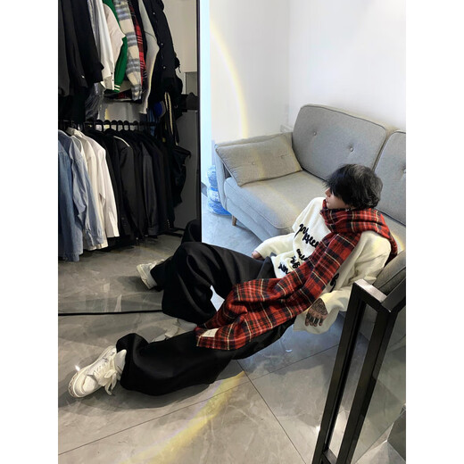 Woodpecker (TUCANO) plaid scarf men's winter Korean style British style men's neck scarf dual-use shawl fashion gift black and red plaid retro scarf