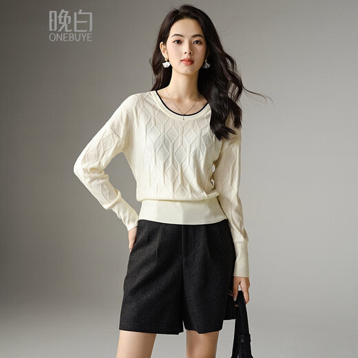 Late White New Product 2025 Winter Style Woolen Round Neck Fashion Sweater Temperament Versatile Soft Waxy Pullover Sweater Women's Beige S