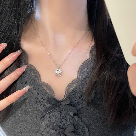 Laofu gold platinum peace and luck bell fish scale blessing lock set chain as a gift for your girlfriend as a gift, about 4.48g