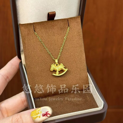 Jun Lianglao Phoenix 999 ancient sand gold rocking horse necklace for women, national style, retro, versatile, exquisite design, gold color