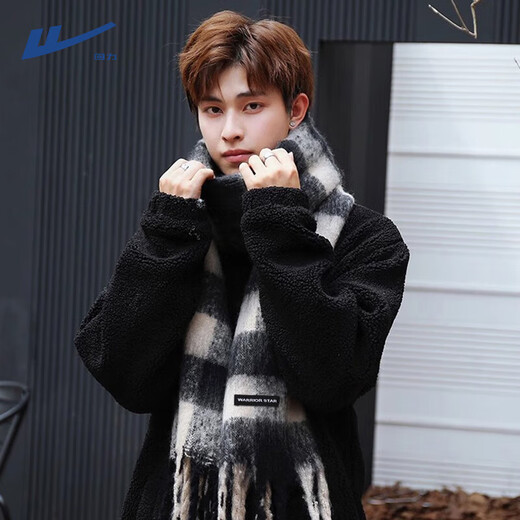 Pull-back scarf for men in winter, lengthened and thickened to keep warm, seahorse hair plaid scarf birthday gift for couples, scarf for women, black and white plaid, classic style