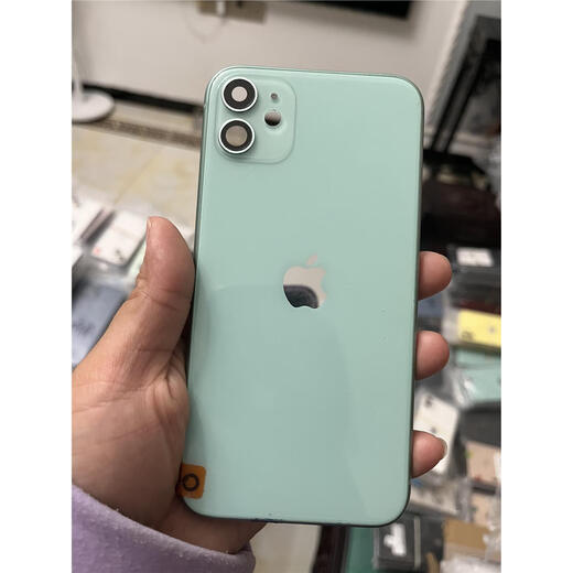 X Apple mobile phone 11 original disassembled back case, National Bank middle frame back cover with glass integrated back shell, original disassembled back shell, green National Bank, 90% new, glass scratches are obvious