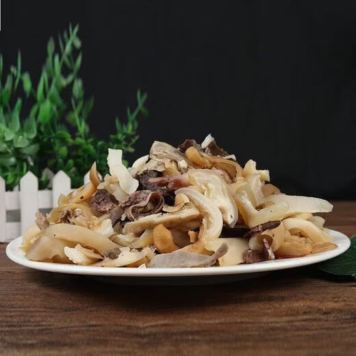 Fresh haggis without liver and lungs, frozen semi-finished products, commercial hot pot ingredients, deli meat, sheep intestines and haggis, high quality haggis (net weight) 8 Jin Jin is equal to 0.5 kg (2 Jin Jin is equal to 0.5 kg, intestines + 2 Jin Jin is equal to 0.5 kg, tripe + 4 Jin Jin is equal to 0.5 kg, sheep head meat)