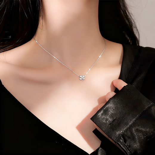 Farcoko brand four-leaf clover necklace for women, silver lucky clavicle necklace, fashionable birthday anniversary, Valentine's Day gift for girlfriend, lucky four-leaf clover necklace