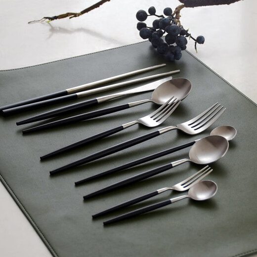Qiao Bo Lai OUDING versatile black and silver knife and fork, stainless steel Western food knife, fork, chopsticks, fruit fork, dessert fork, drink spoon, 9-piece set