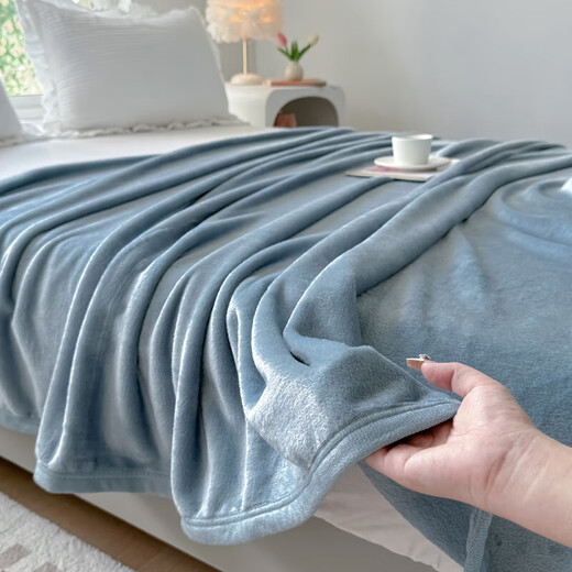Blanket Milk Velvet Thickened Warm Sofa Cover Blanket Office Nap Blanket Student Dormitory Single Shawl Thick Winter 100*140cm Lunch Break Blanket/Random Color Exclusive Lunch Break Style