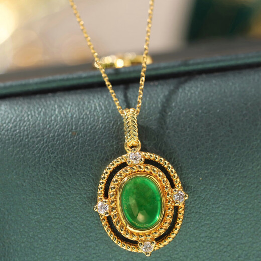 18K gold natural emerald necklace with natural diamonds, gorgeous and elegant women’s fashion item