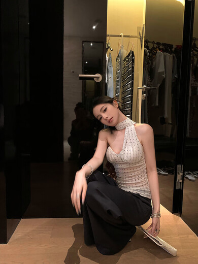 Wuu2Sweet Wu Taitian overlapped shadow weaving dream mesh breast pad camisole women's summer short top white polka dot S