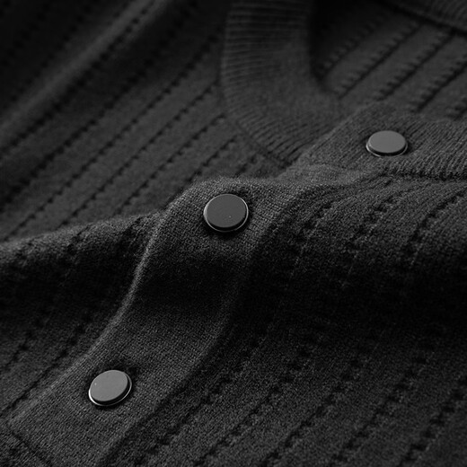 GOLDLION G+ Jinlilai broken code 2026 plus fat plus size men's Henry collar long-sleeved sweater autumn and winter inner striped sweater men's large black 2XL