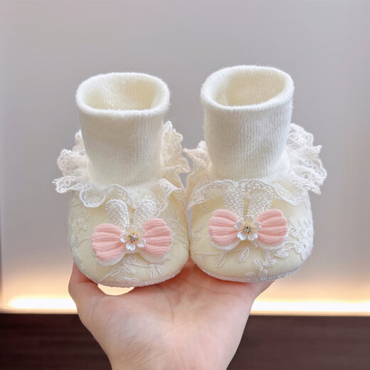 Spring, Autumn and Winter 612 Months Baby Girl Shoes and Socks 1 Year Old Baby Princess Soft Soled Non-Falling Shoes with Velvet Front Shoes to Keep Warm Beige Cotton Pink Gauze Rabbit Socks Shoes - Lace Six-petal Flower 11 11S Inner Length 10 Points 5cm Recommended for 0-5 Months
