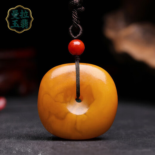 Manla Jade Pei natural beeswax peace buckle pendant men and women sweater chain old honey antique wax hidden buckle jade pendant genuine peace buckle pendant