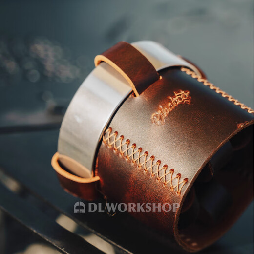 PJbaboo motorcycle retro water cup holder bicycle water bottle holder special water cup coffee cup holder milk tea holder wasteland black cowhide-metallic silver