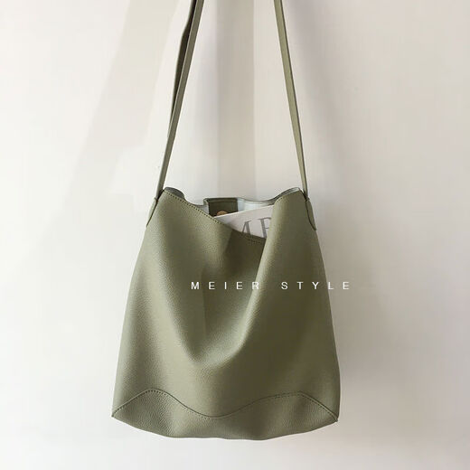 2022 Korean new ins soft leather bucket bag mother bag casual shoulder large bag crossbody bag large capacity women's bag matcha green