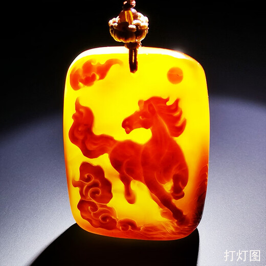 Amber School, one object, one picture, one certificate, beeswax pendant, dragon medal carving, natural amber, square brand necklace, raw ore Russian material, beeswax dragon medal, 16.93g, 44*31*15mm