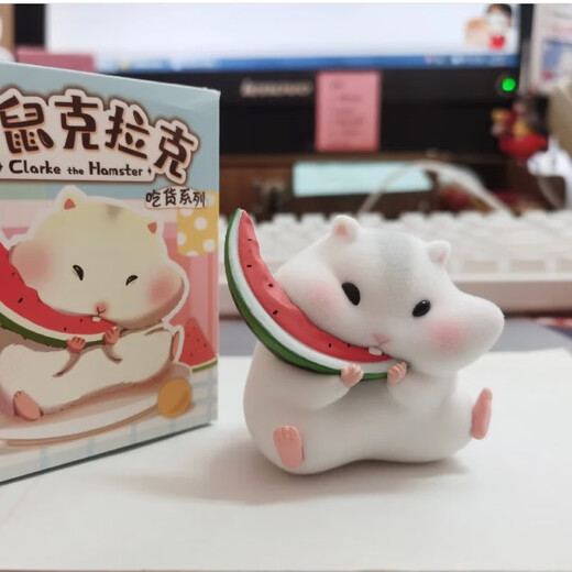 吃货可爱仓鼠治愈小摆件办公室好物工位情绪桌面儿童生日解压礼物 克拉克撸串