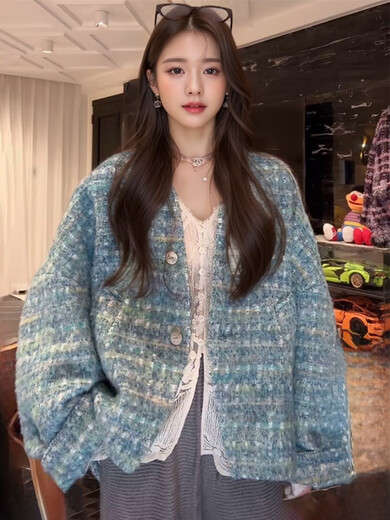 Xiaohongshu's popular designer high-definition wool special yarn fashionable small fragrance jacket for women 2025 autumn and winter loose and revealing blue green S one size fits all