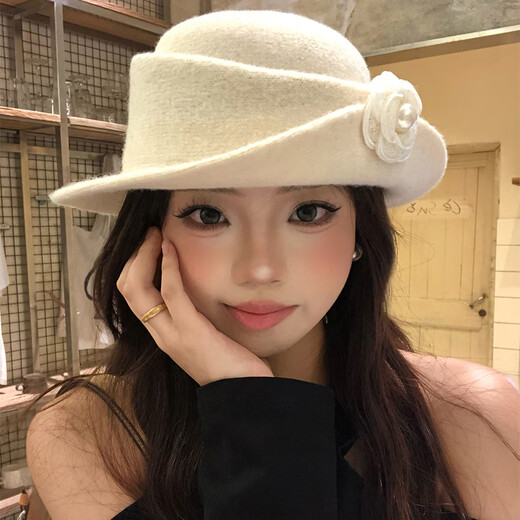 Elegance and French style elegant top hat for women autumn and winter Hepburn style beret retro fashion face-showing small hat fisherman hat top hat pearl flower-white one size