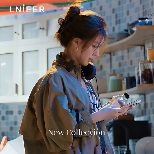 Lnieer Xu Wo Dazzling Zhao Lusi's same gold water drop hoop earrings for women 2025 new high-end metal earrings Xu Yan's same gold water drop earrings