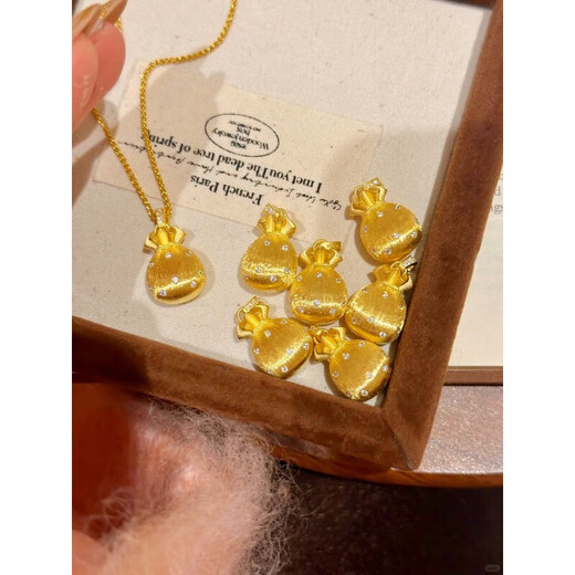 Priggs Old Phoenix Gold Store Jinbao Golden Money Bag Brushed Texture Blessing Bag Pendant Necklace for Women New Country