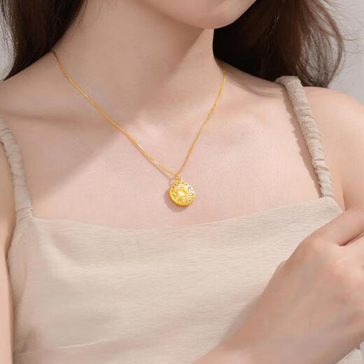 Chow Tai Fook gold-plated silver eight-treasure compass pendant for women’s new zodiac year lotus ancient blessing brand necklace for girlfriend gold gift pendant (weight about 2g/diameter 18mm) + red rope