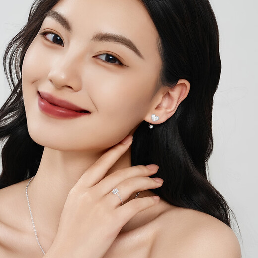 Wanfulong pt950 platinum love honeycomb light pearl platinum U-shaped earrings 2025 new hot style high-end gift for girlfriend Platinum pt950 love light pearl earrings 3.4g