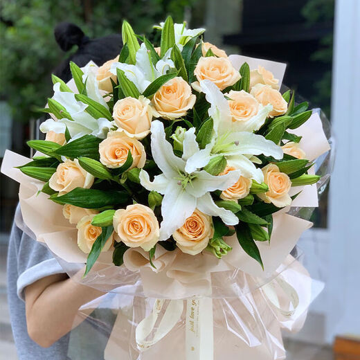Flower express lily and rose mixed bouquet birthday gift for girls to send blessings to elders. Same-day delivery. 5 lilies and 19 champagne roses | SS86