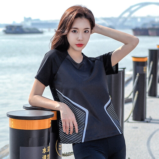 Duocai 2019 new summer women's yoga suit three-piece short-sleeved fashionable casual sportswear quick-drying loose fitness suit black L