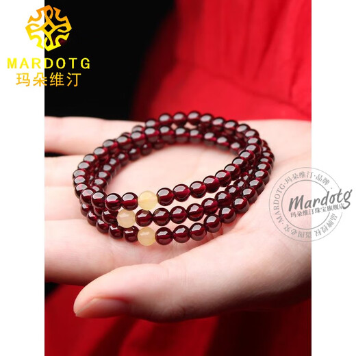 MARDOTG burgundy garnet bracelet for women with three circles and multiple circles crystal bracelet beeswax transfer bead gift three circles 5.5MM