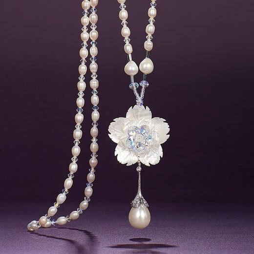Pearl necklace long Korean version fashionable and versatile 2021 new shell flower pendant hanging chain clothes chain accessories white