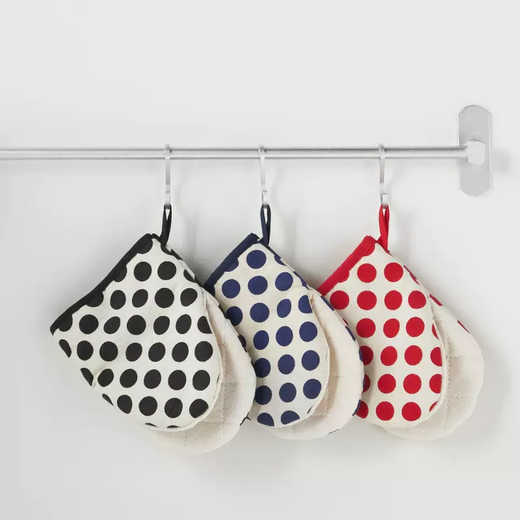 Yusenyi gloves are insulated and anti-baking sets, oven scalding gloves, microwave oven anti-thickening, meelyhome high temperature resistance special scalding (red polka dots 2 pieces) anti-scalding gloves