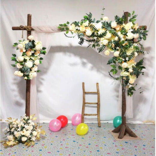 Forest lawn wedding arch wooden frame wood pile flower stand climbing pergola fir pole birch trunk log decorative tree 3.5 meters high 3.5 meters wide diameter 10-12 cm