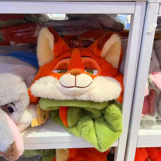 COMIC SOUL Zootopia's same style hooded scarf three-in-one, warm, soft and cute, a magical item for besties to produce in autumn and winter. Fox Nick hooded scarf + gloves, high-end quality/fine workmanship