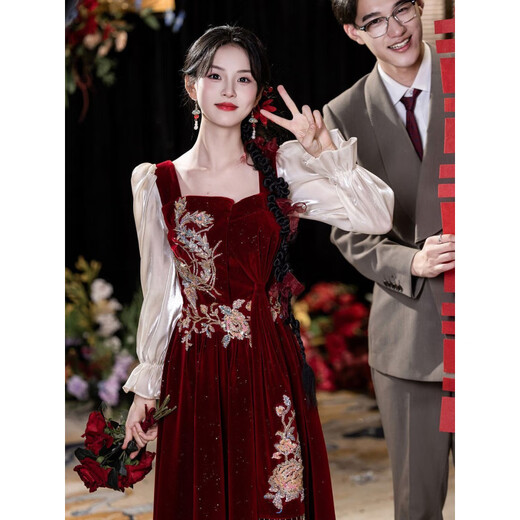Fragrant long-sleeved toast dress bride 2025 new autumn and winter burgundy engagement dress dress velvet women burgundy XS
