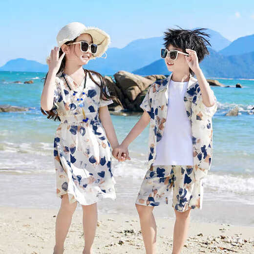 Shijanu parent-child outfits for a family of three on summer seaside vacation, parent-child outfits for a family of three and four, summer outfits, father-son outfits, beach floral shirts, retro splash-ink print suits 165 165 Mom S