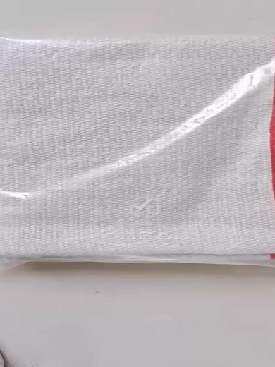 Ceramic fiber fire blanket Welding fire blanket for petrochemical plants Gas station asbestos blanket 2 meters 3 meters Welding blanket Large quantity customization Contact customer service